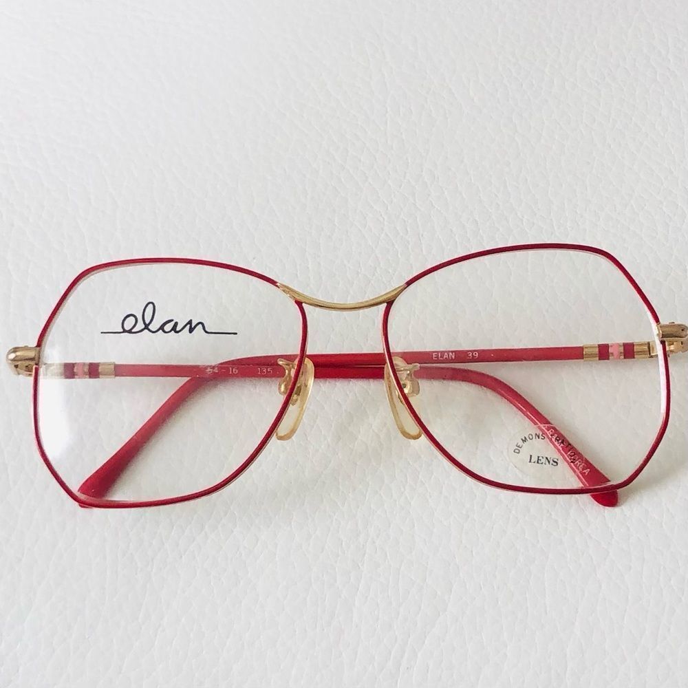 🆕 Red Vintage Frame by Elan